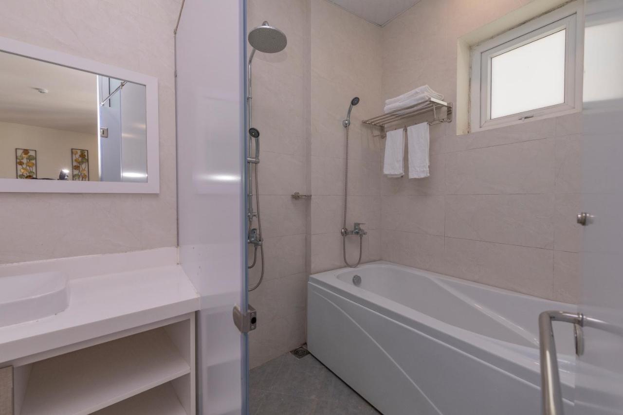 Vy Anh Hotel Dalat Luaran gambar