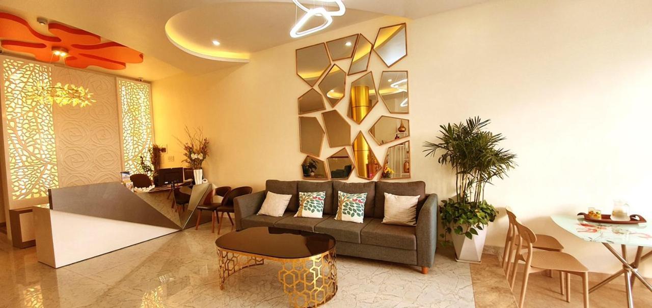 Vy Anh Hotel Dalat Luaran gambar