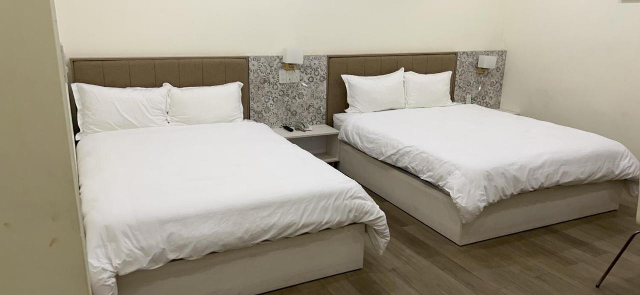 Vy Anh Hotel Dalat Luaran gambar